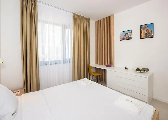 Citadel 4 - Powered By Neo - Free Parking Timisoara