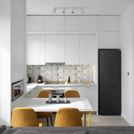 Citadel 4 - Powered By Neo - Free Parking *